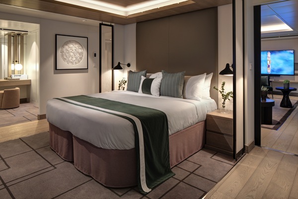 Celebrity Cruises, Celebrity Ascent, Penthouse Suite Bedroom ©CEL.jpg